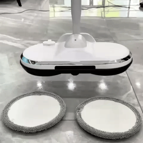 SpinClean Pro™ — La única mopa eléctrica que evita la vergüenza cuando llaman al timbre: rocía agua automáticamente sin que tengas que agacharte y limpia toda tu casa sin parar ni recargar (+ 4 recambios lavables + ENVÍO GRATIS)